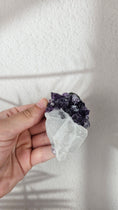 Bild in Galerie-Betrachter laden, Amethyst Cluster mit Calcit aus Brasilien (44to)