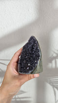 Bild in Galerie-Betrachter laden, Amethyst Cute Base in dunkel Lila aus Brasilien (44tt)