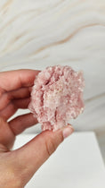 Bild in Galerie-Betrachter laden, Pink Halite (76ite)