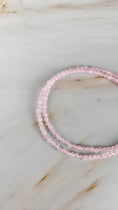 Bild in Galerie-Betrachter laden, Faccetiertes Rosenquarz Armband mit Magnetverschluss (19roq)