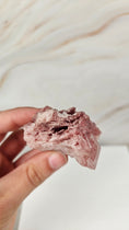 Bild in Galerie-Betrachter laden, Pink Halite (76pik)