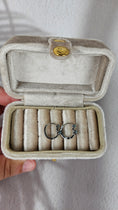 Bild in Galerie-Betrachter laden, 925 Silber Creolen in Peridot oder Blue London Topas (13pebl)