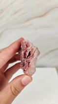 Bild in Galerie-Betrachter laden, Pink Halite (76pik)
