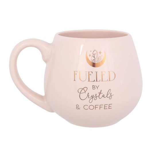 Tasse "Fueled by Crystals and Coffee"