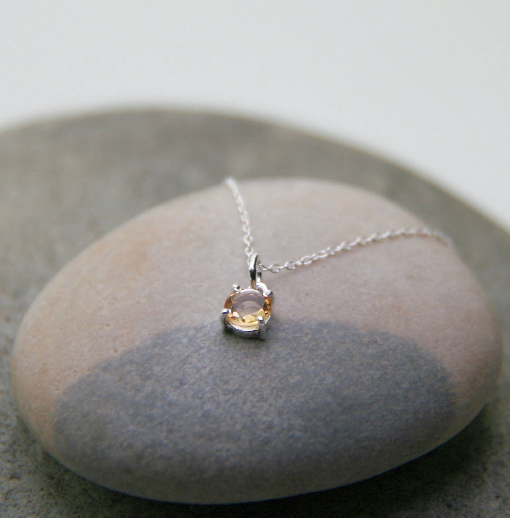 Halskette in Citrin & Sterlingsilber