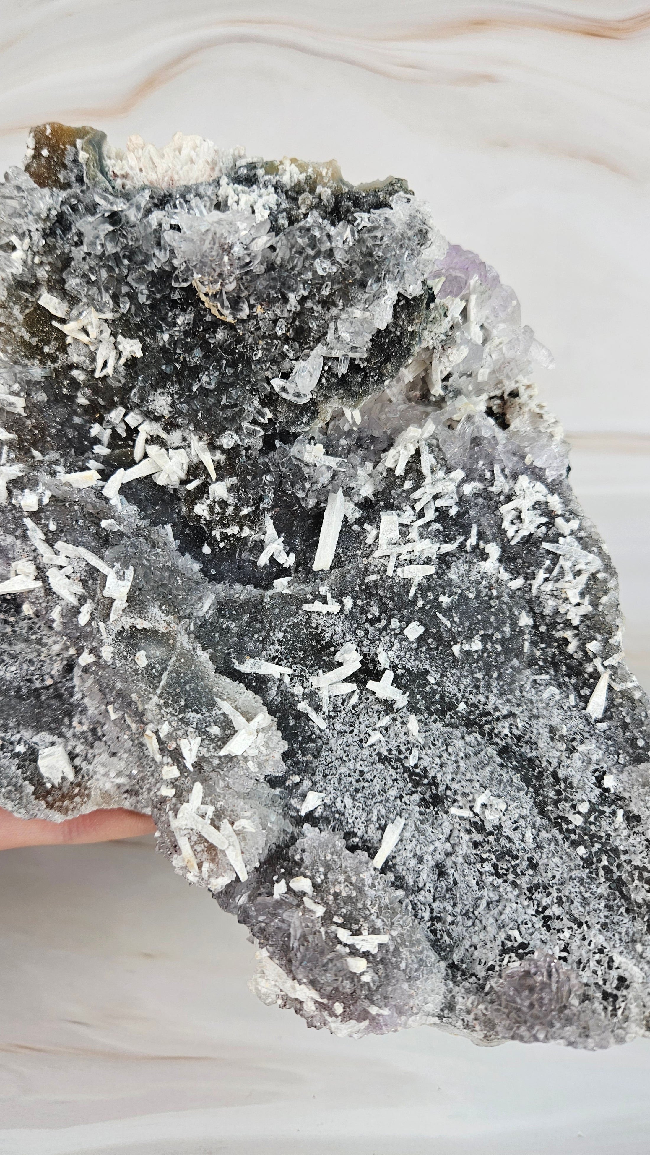 Zeolith Cluster auf Stand (68lit)