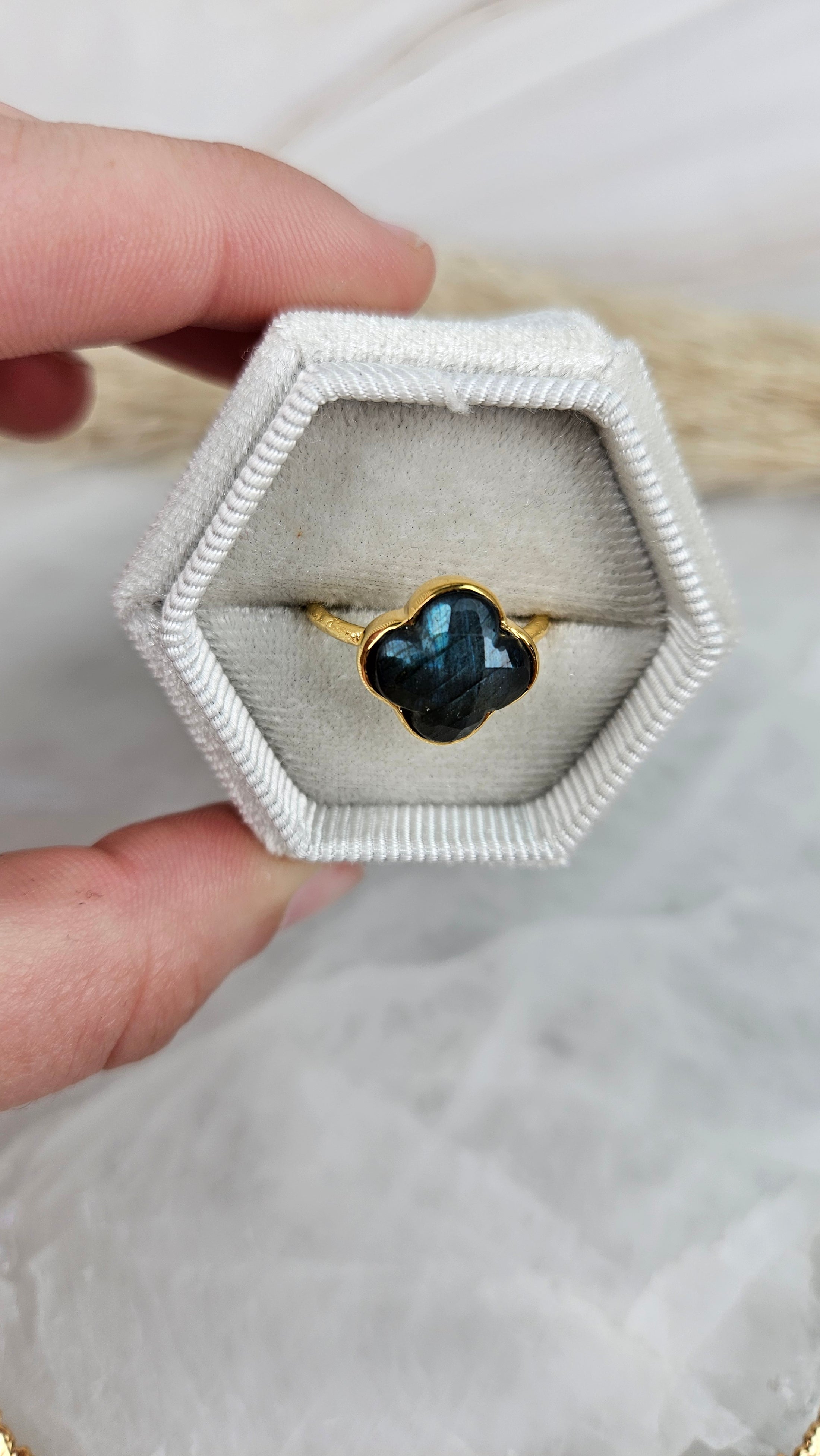 Subhagya - Labradorit Ring