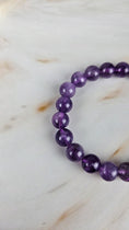 Bild in Galerie-Betrachter laden, Amethyst Kugelarmband (19att)
