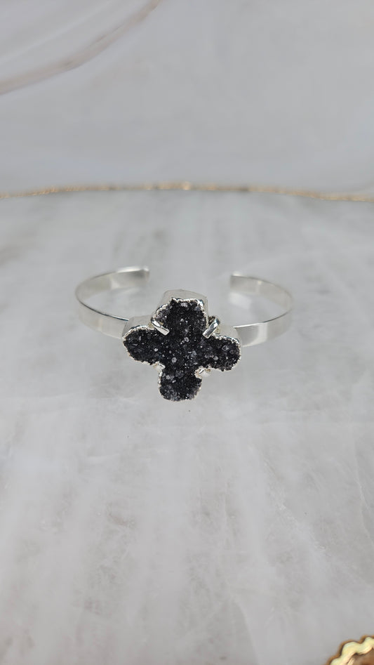 Amethyst Kleeblatt Armreif (37sw)