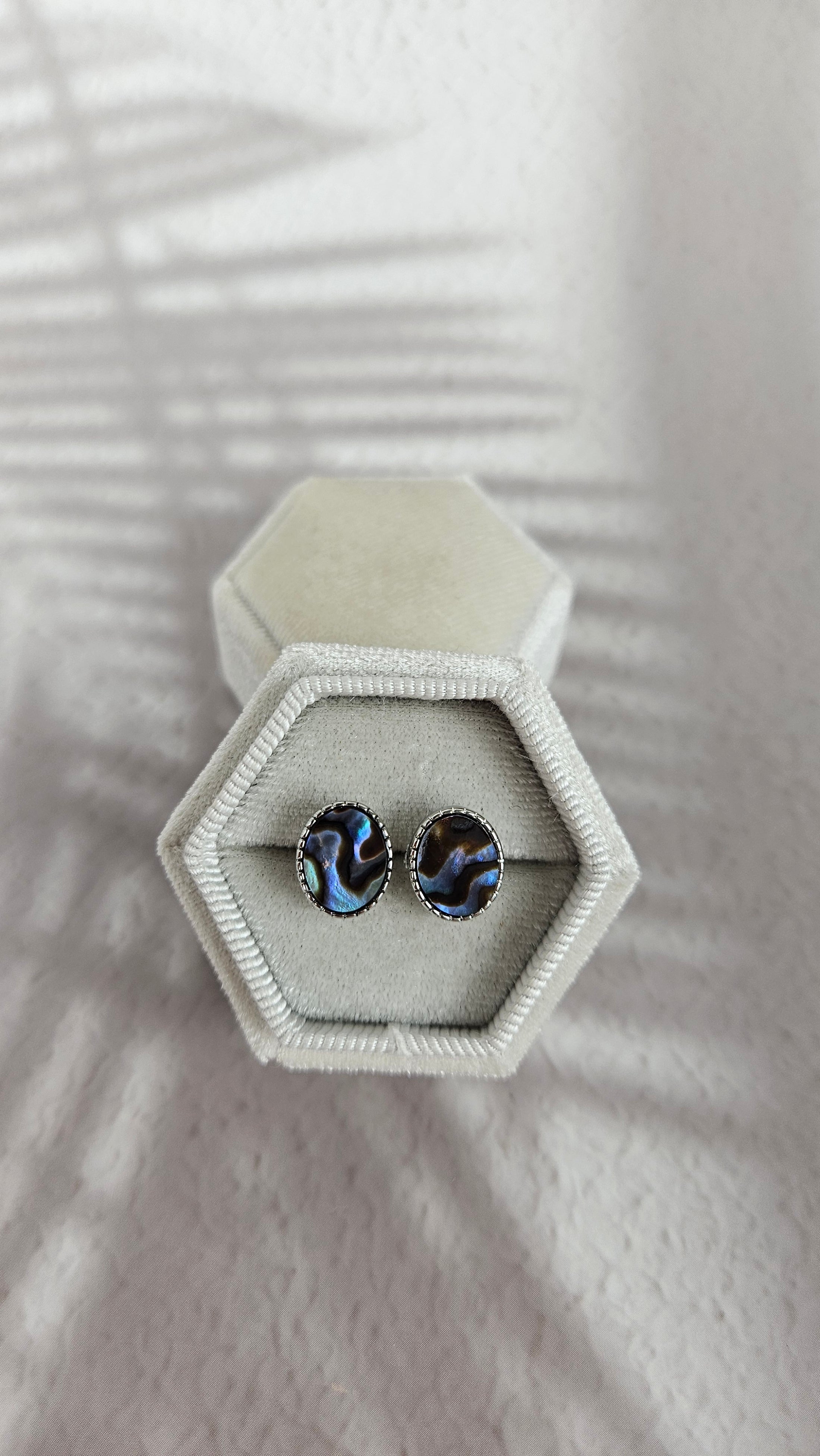 925 Silber Abalonen Muschel Ohrstecker Dunkel (15muu)