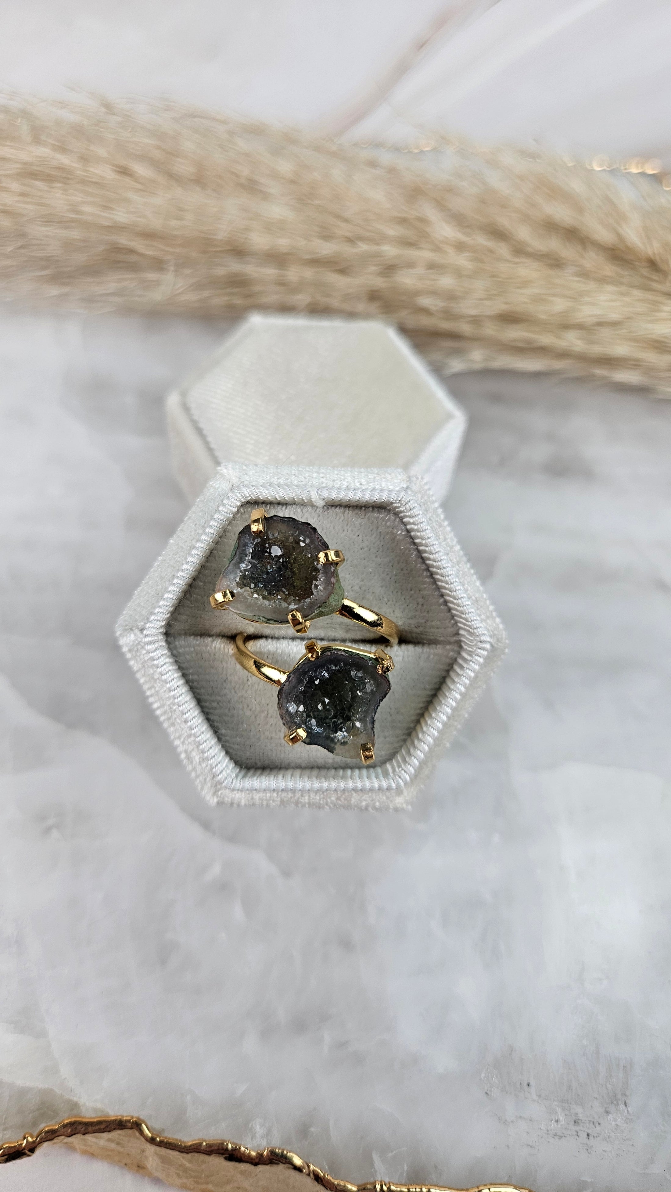 Druzy Geoden Ring in Gold (36jj)