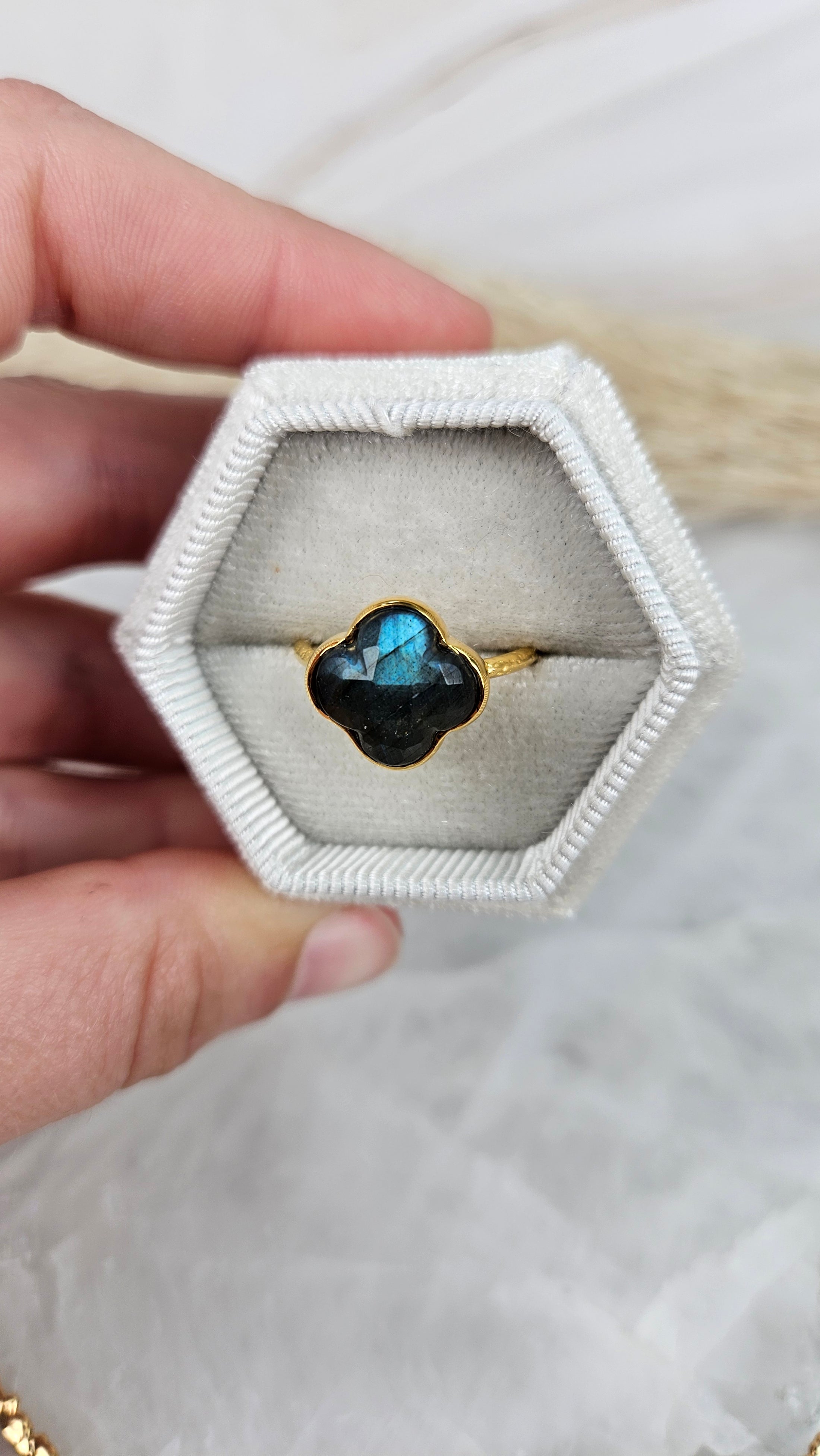 Subhagya - Labradorit Ring