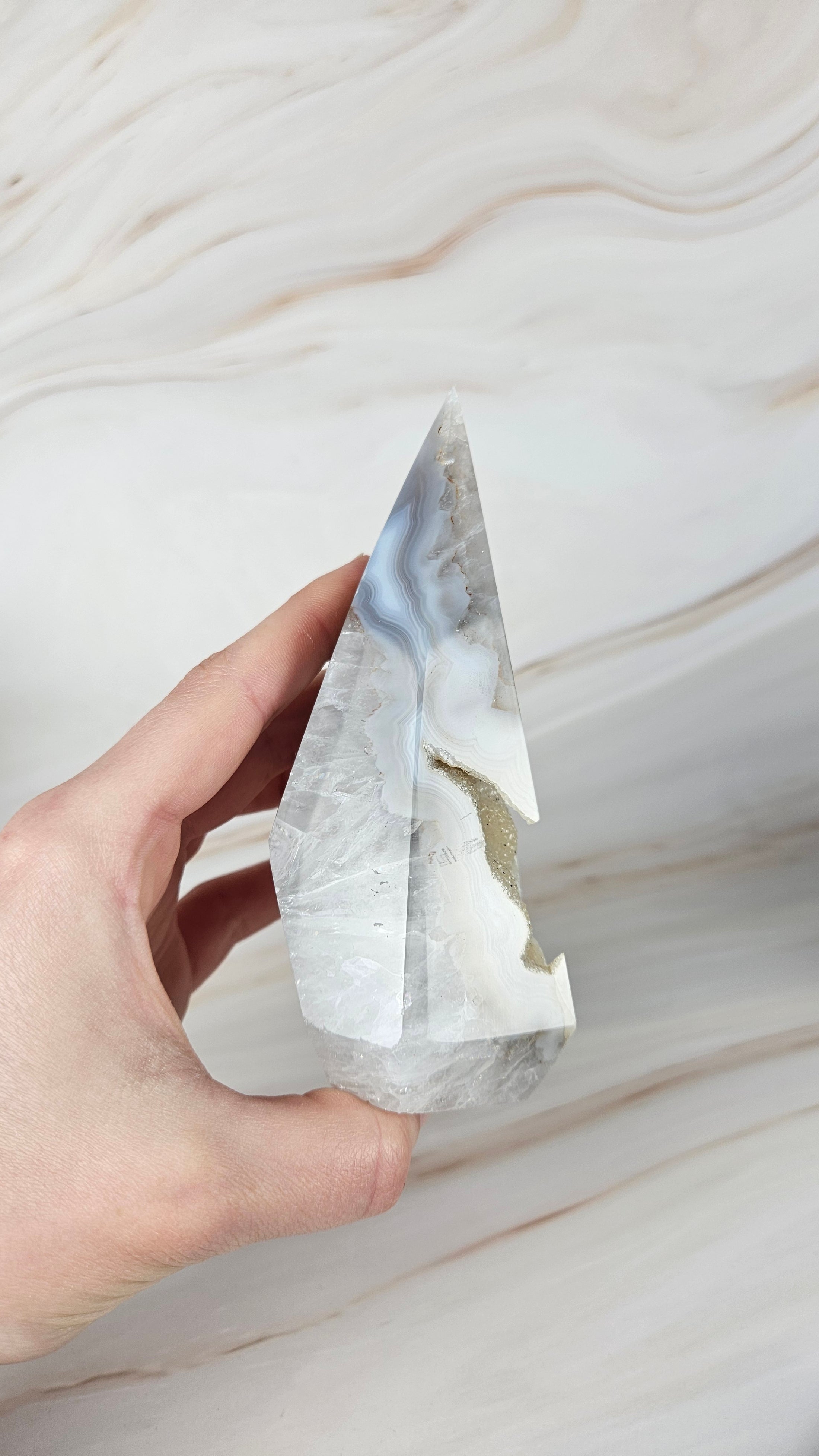 Druzy Achat Pyramide (77is)