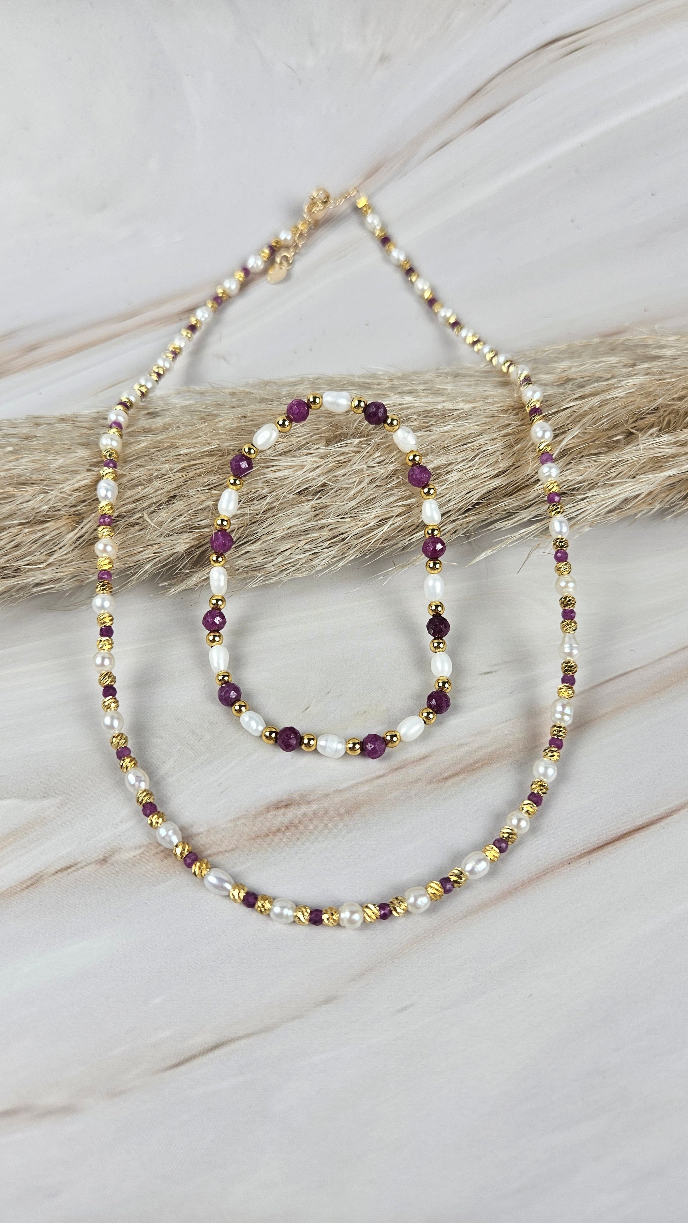Rubin & Muschelperlen Set in Gold (39tmu)