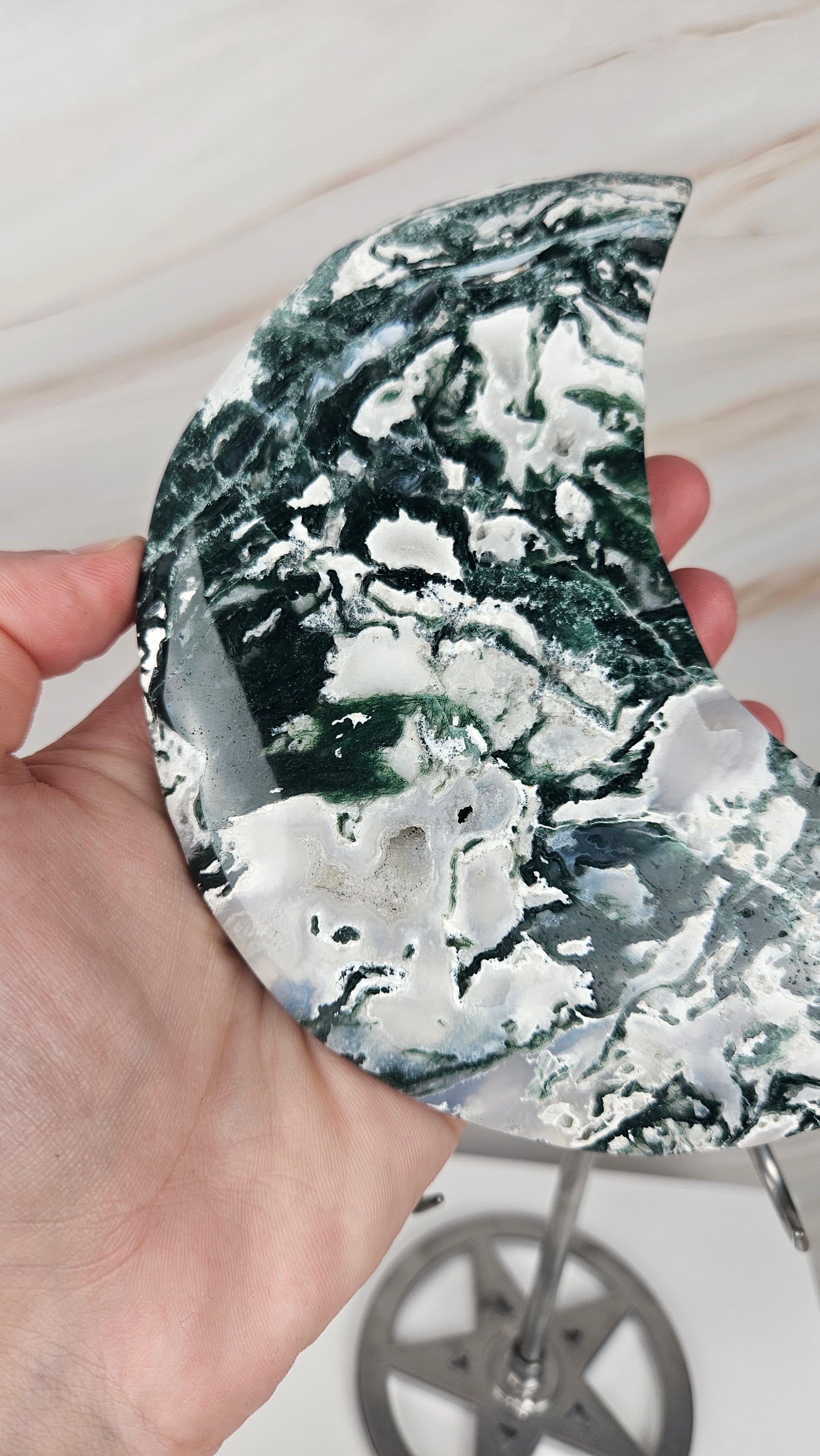 Druzy Moosachat Mond auf Ständer(56g)