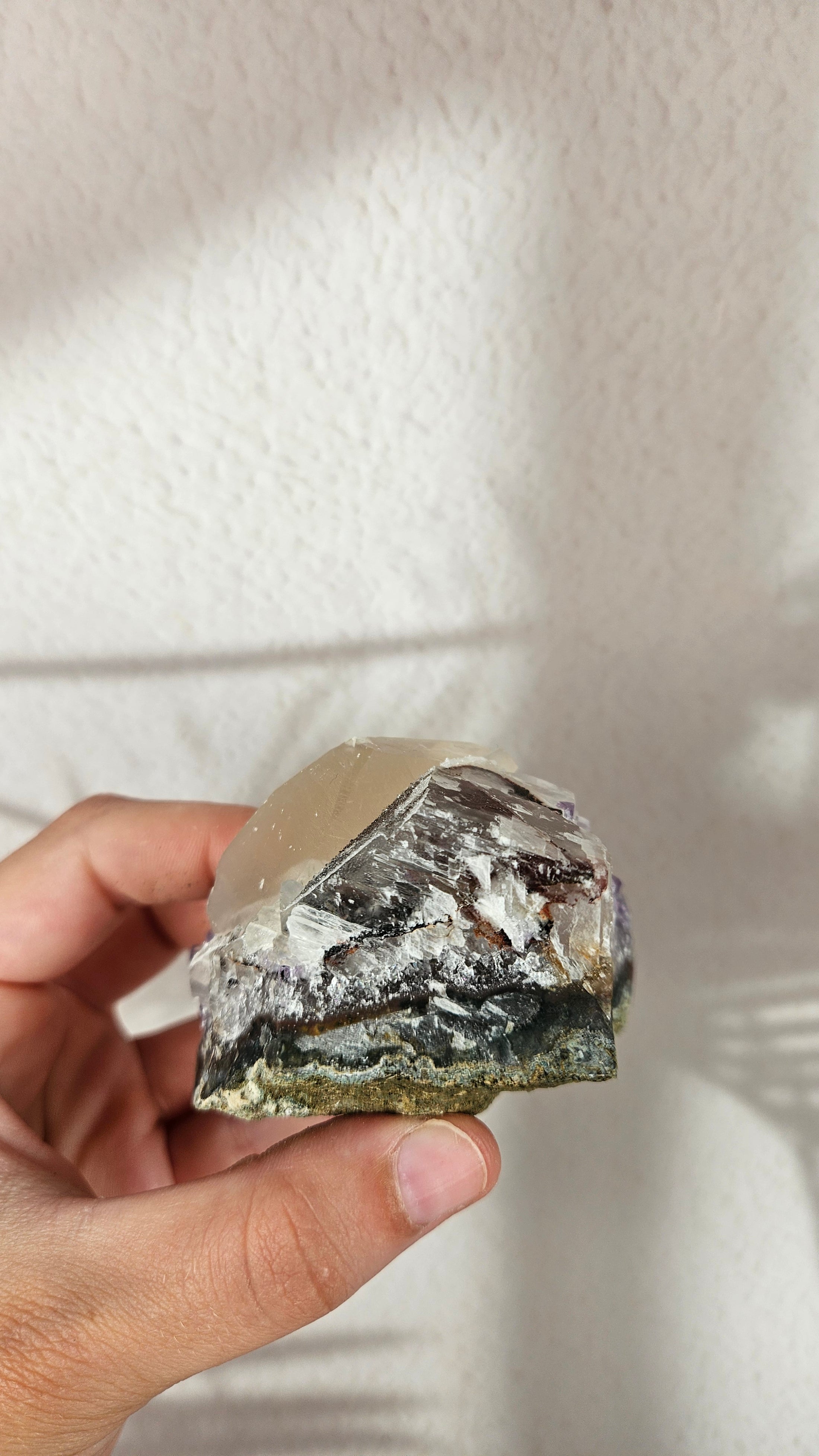 Amethyst Cluster mit Calcit aus Brasilien (64tw)