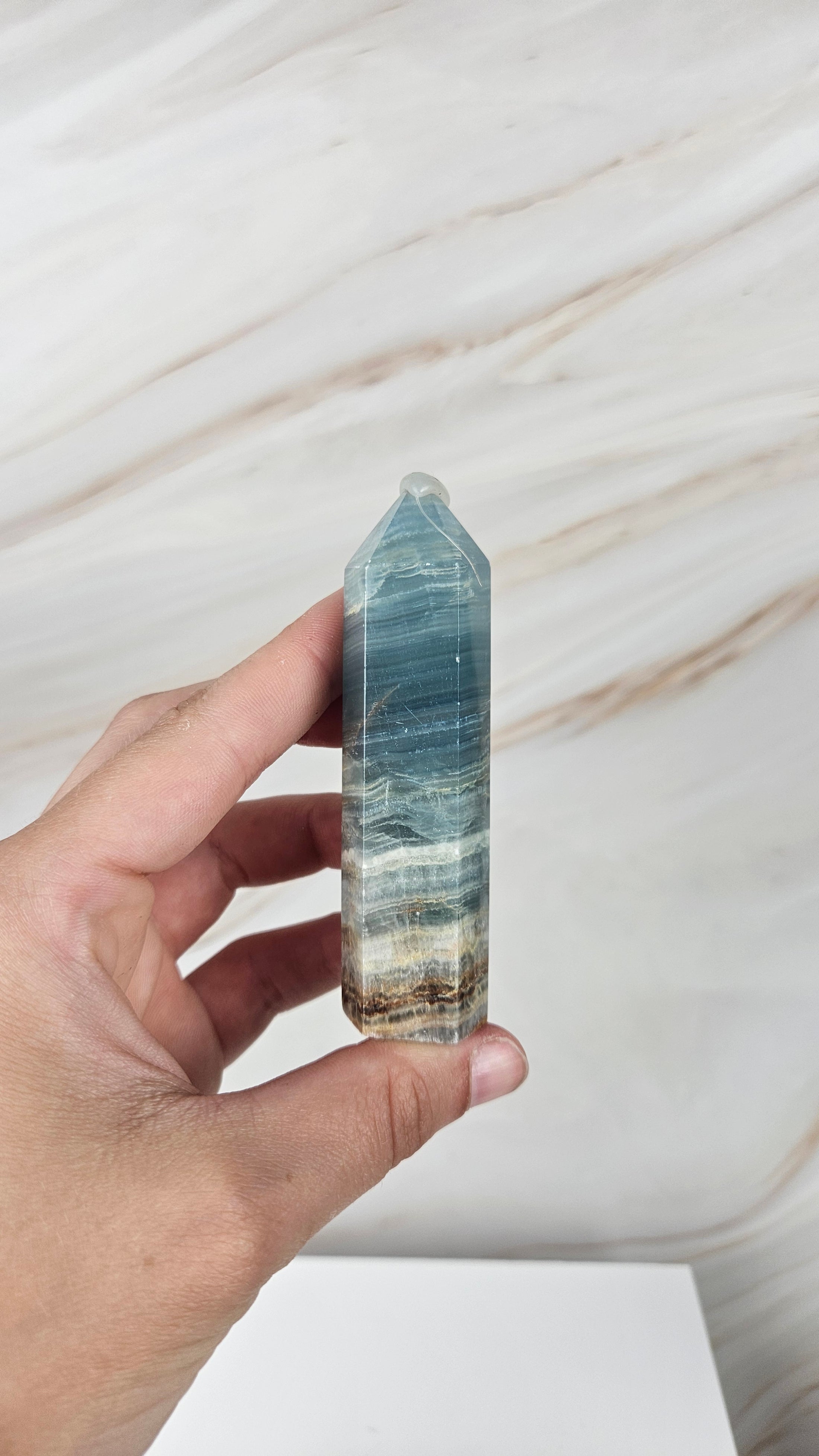 Blaue Onyx Spitze (14i)