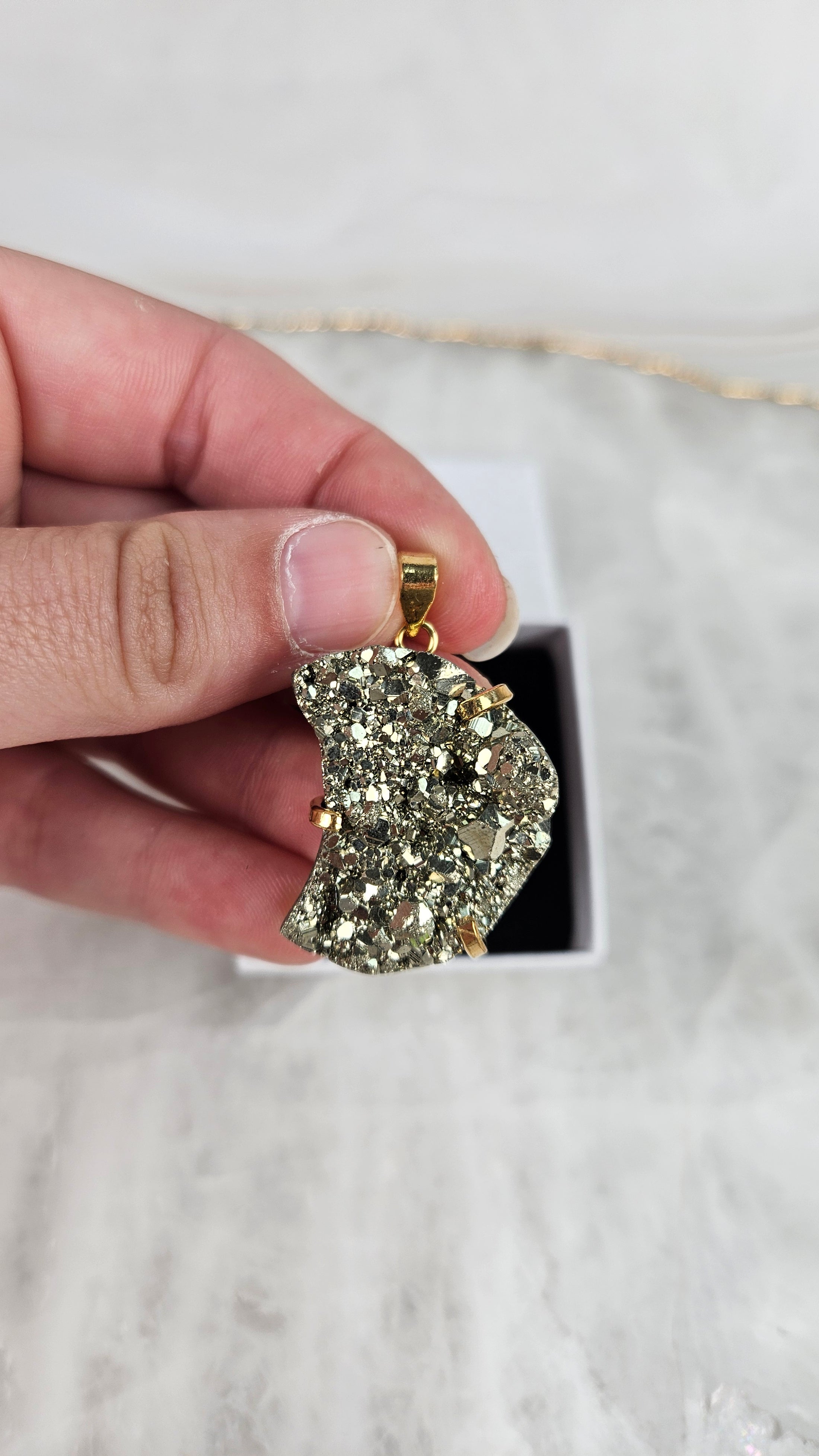 Pyrit Mond Kettenanhänger (39wos) ebay
