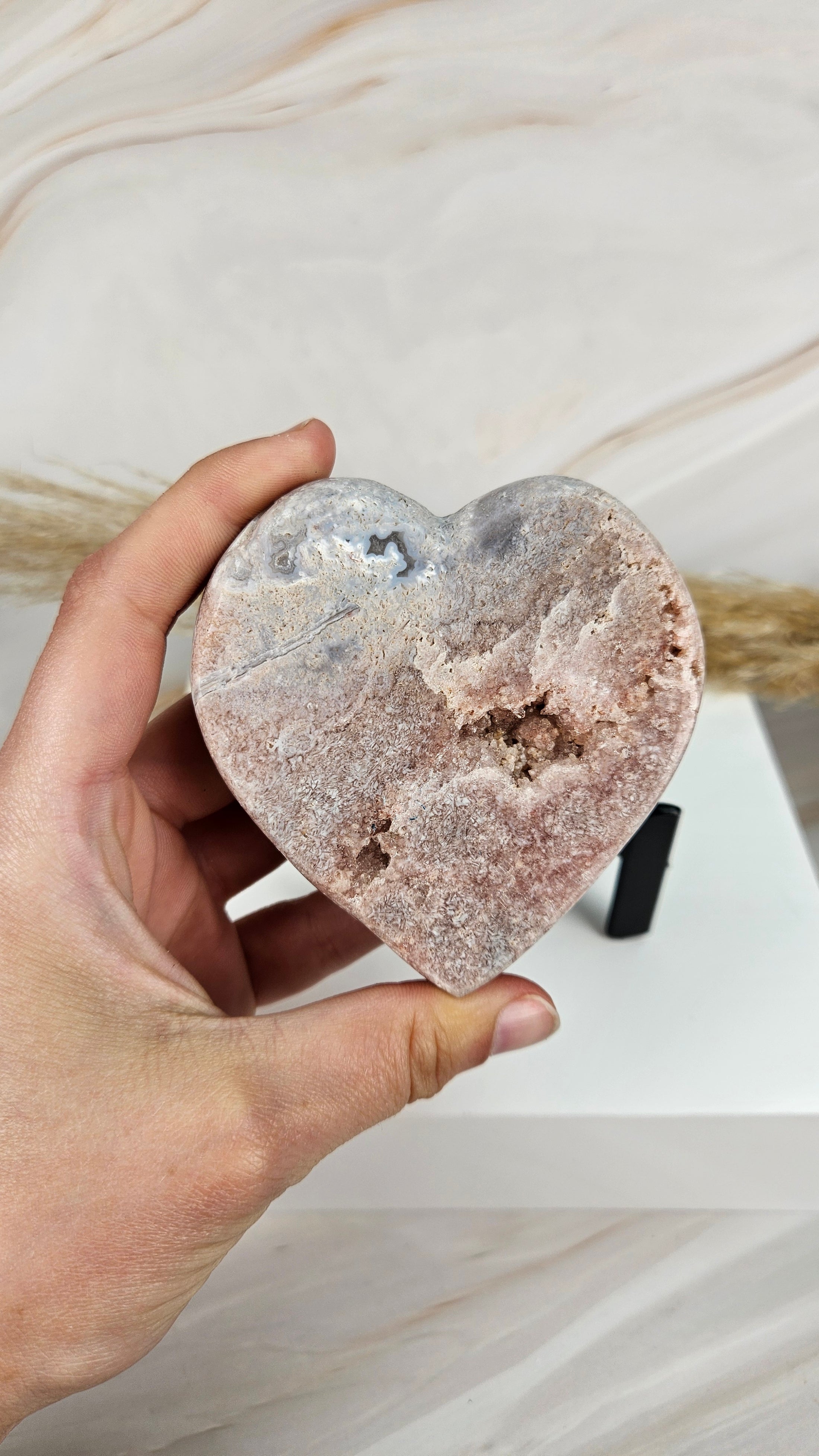 Druzy Pink Amethyst Herz mit Stand (48iw)