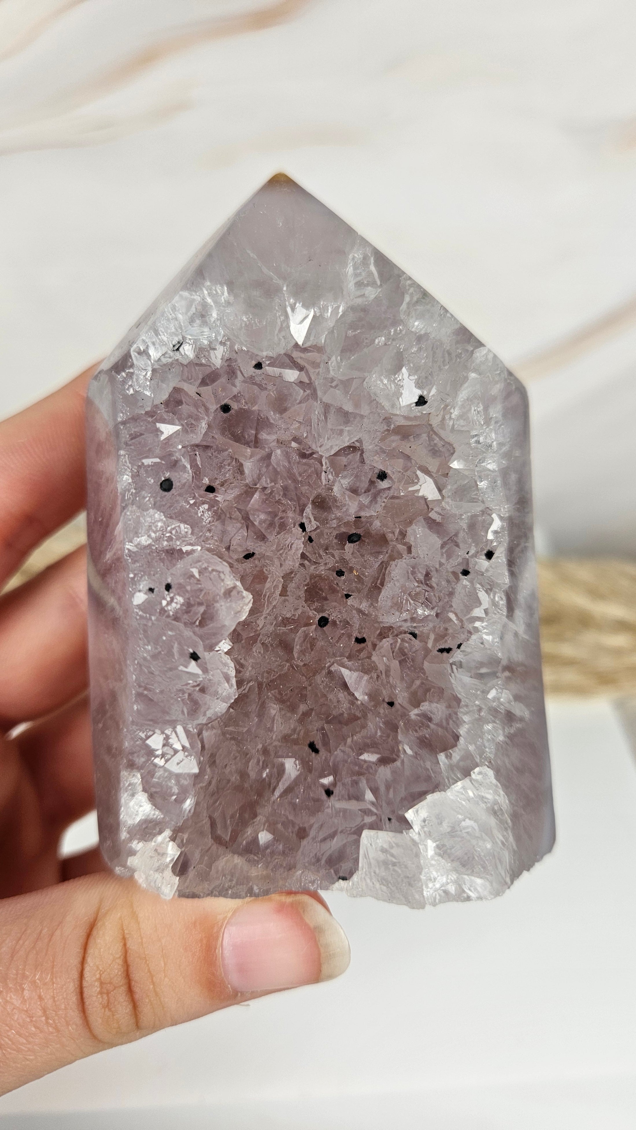 Druzy Achat Turm (46uu)