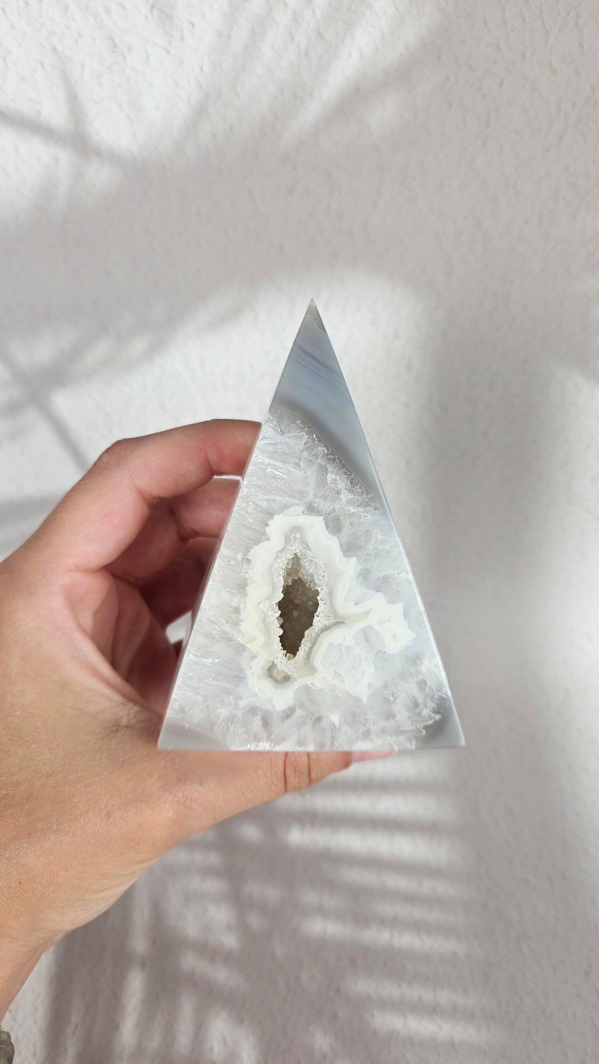 Druzy Achat Pyramide (40wy)