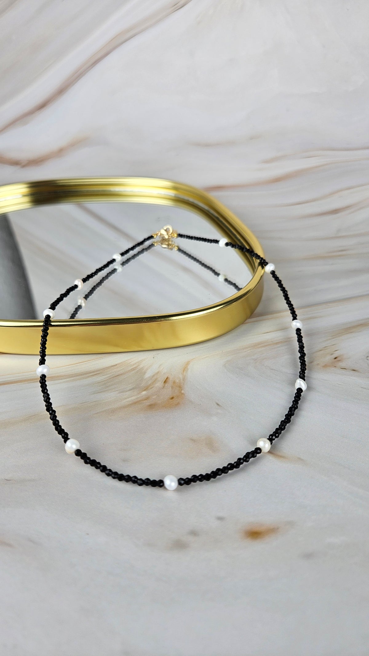 Faccetierte Spinell Kette mit Süßwasserperlen (19spm)