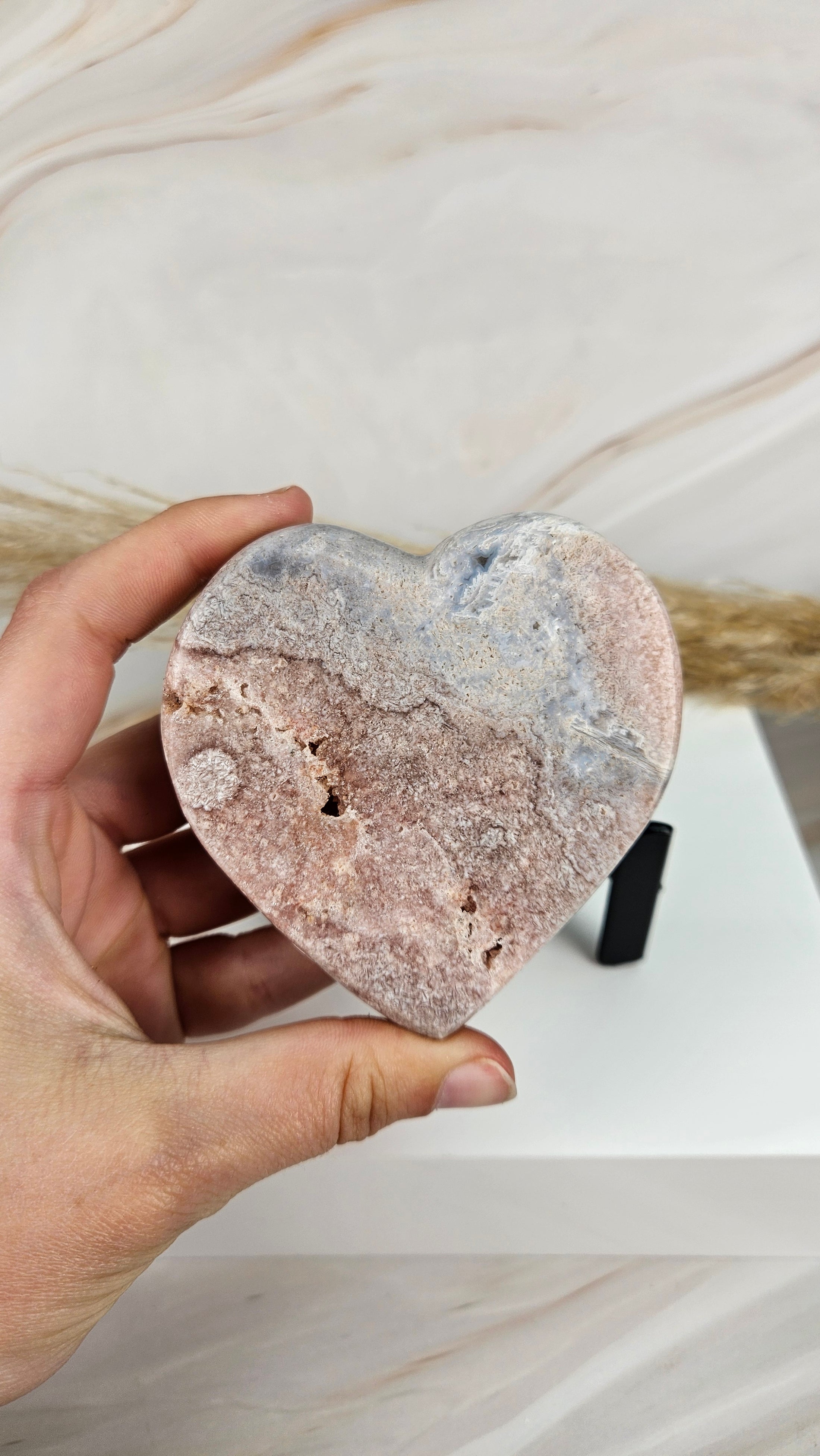 Druzy Pink Amethyst Herz mit Stand (48iw)