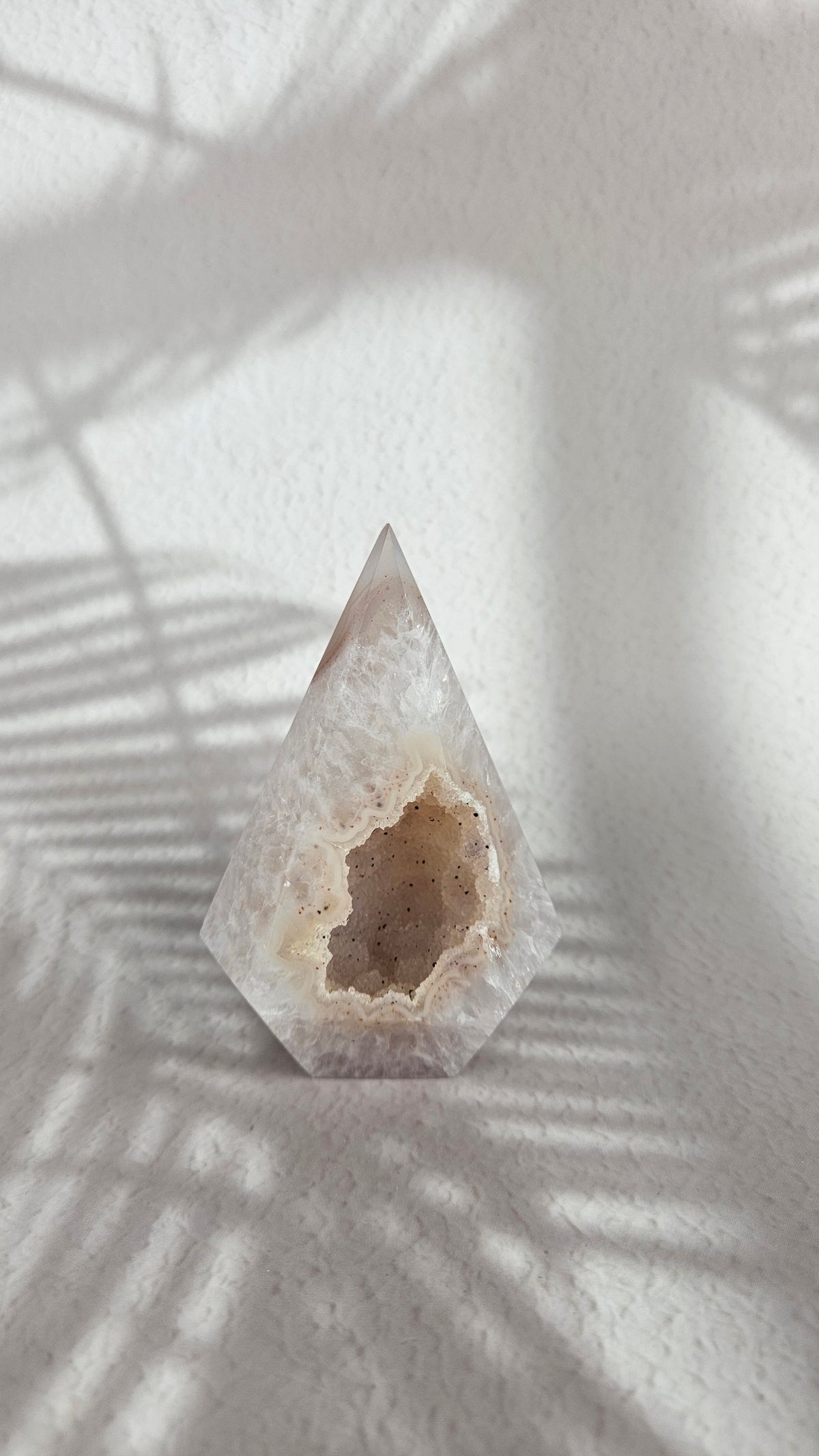 Druzy Achat Spitze (36ww)