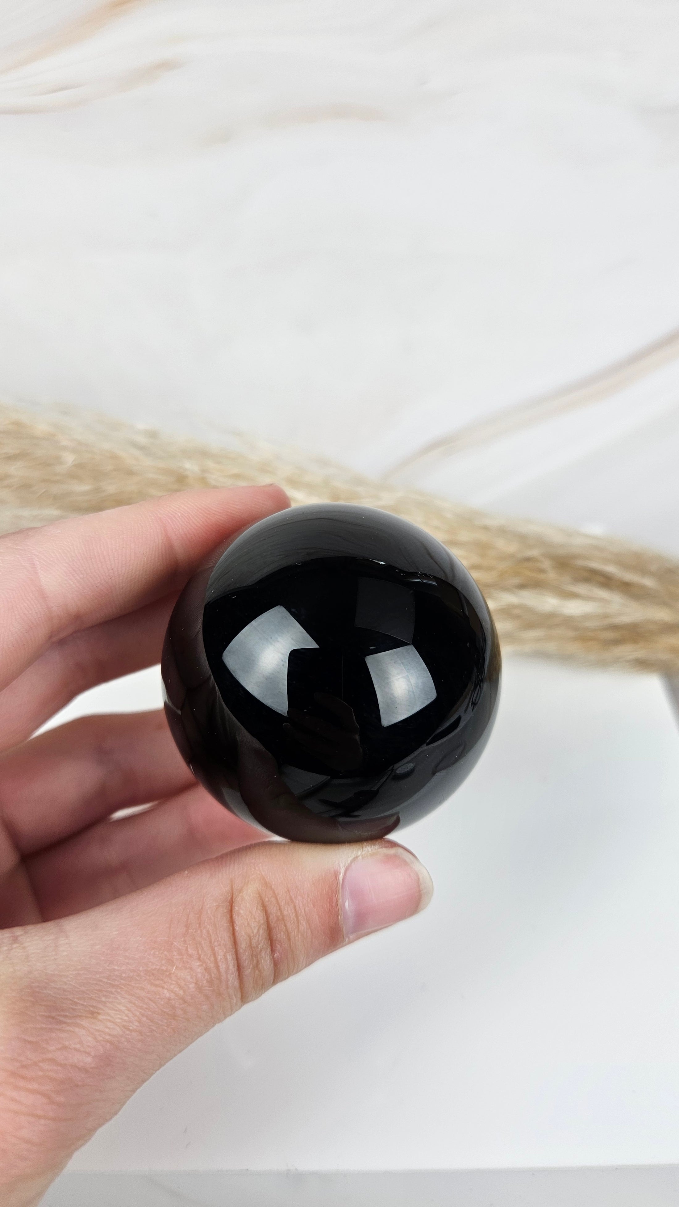 Obsidian Kugel (20an)