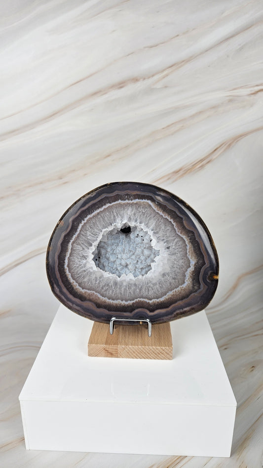 XXL Druzy Achat Hälfte mit Ständer (149c)