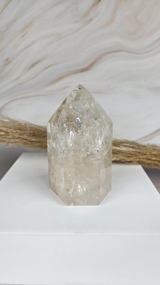 Bergkristall Spitze (49loo)