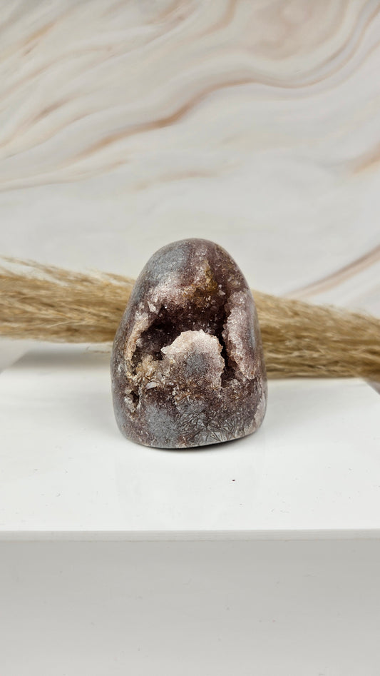 Pink Amethyst Freiform (32et)