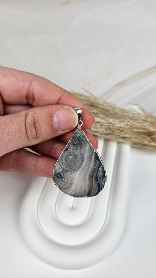 Chalcedon Kettenanhänger (18opp)