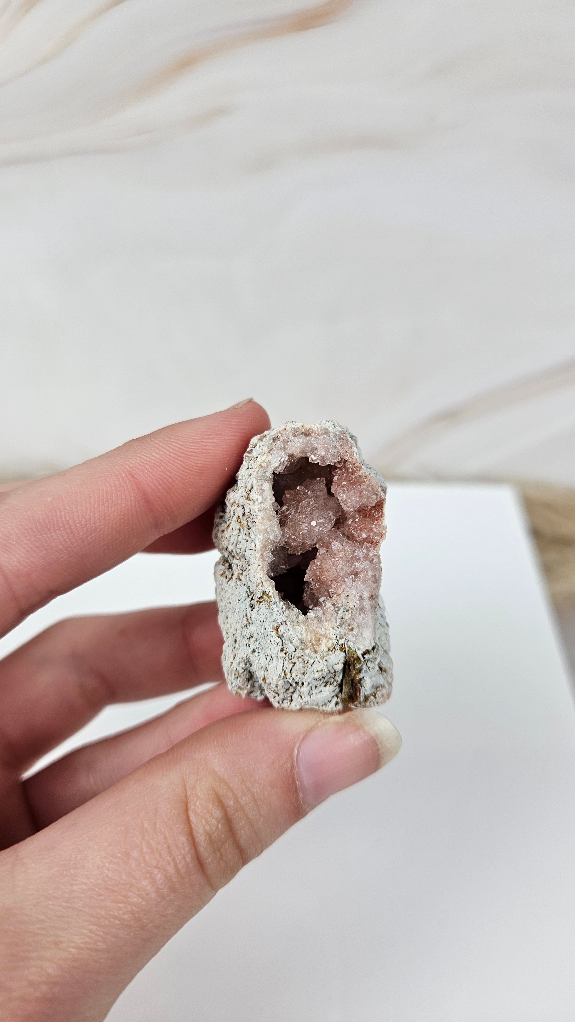Pink Amethyst Rohsteine 9