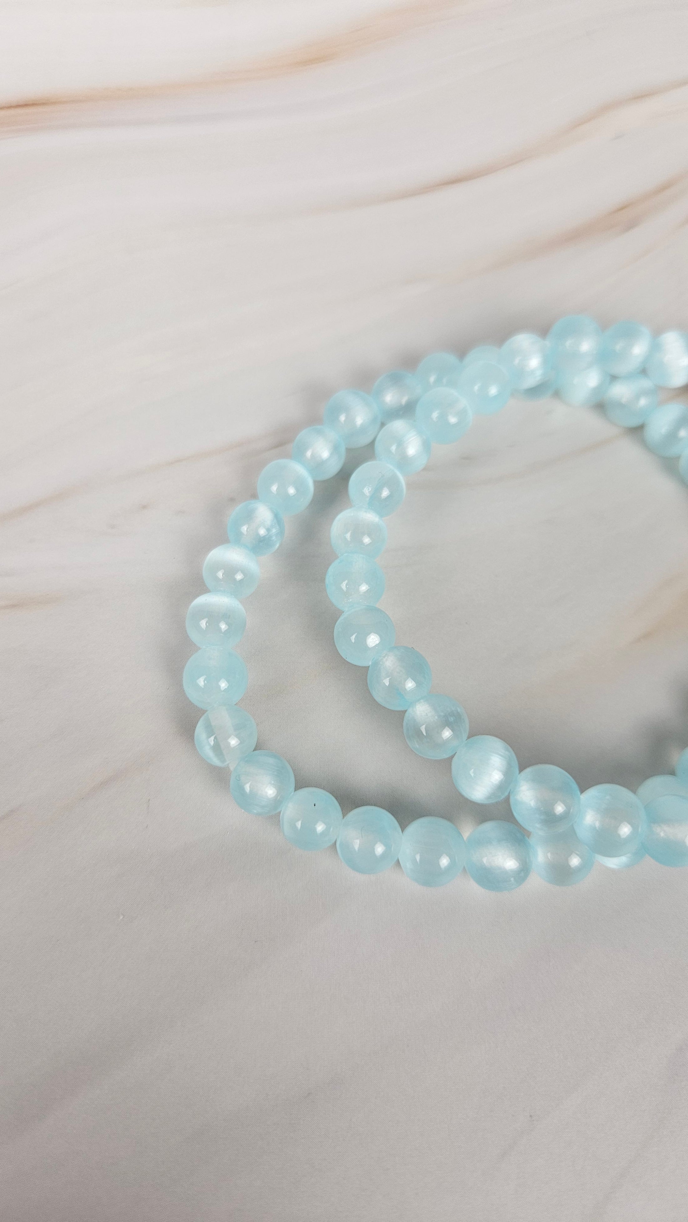 Selenit Kugelarmband in Blau (14seb)