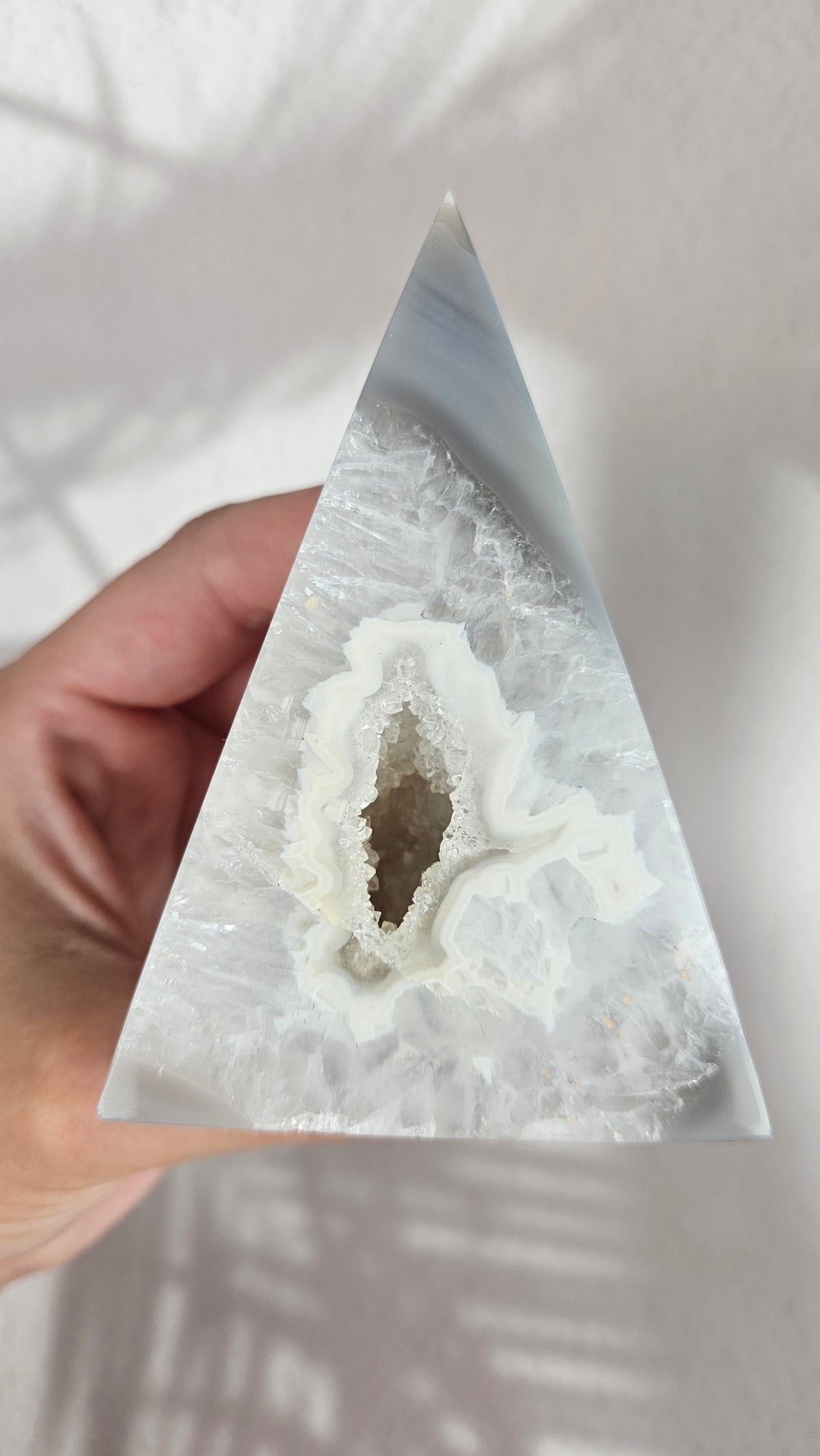 Druzy Achat Pyramide (40wy)