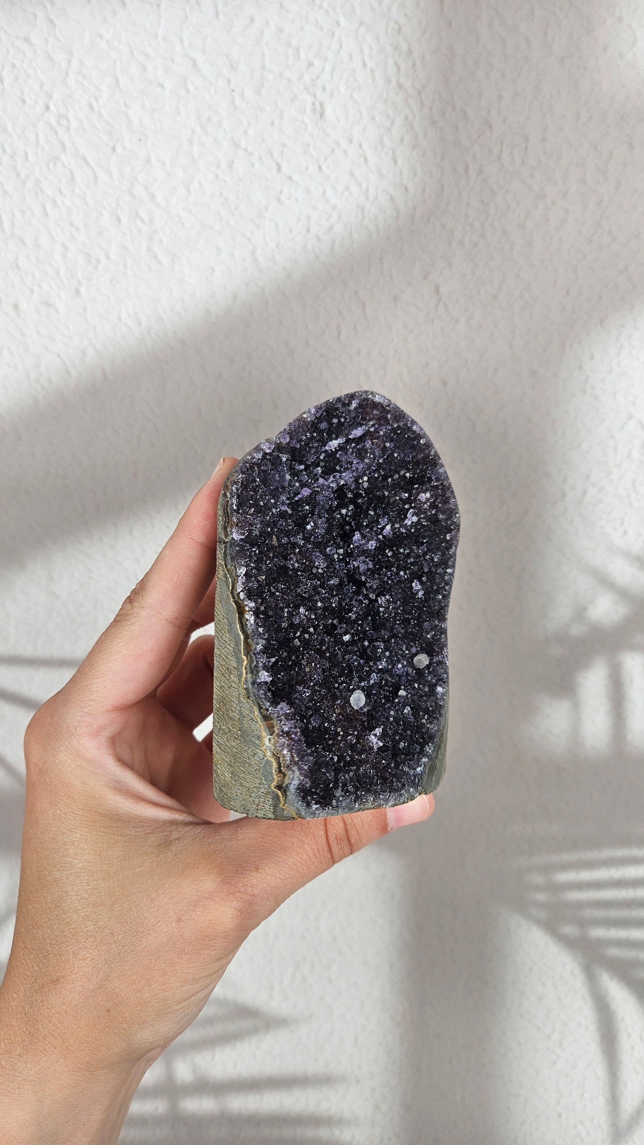 Amethyst Cute Base in dunkel Lila aus Brasilien (44tt)