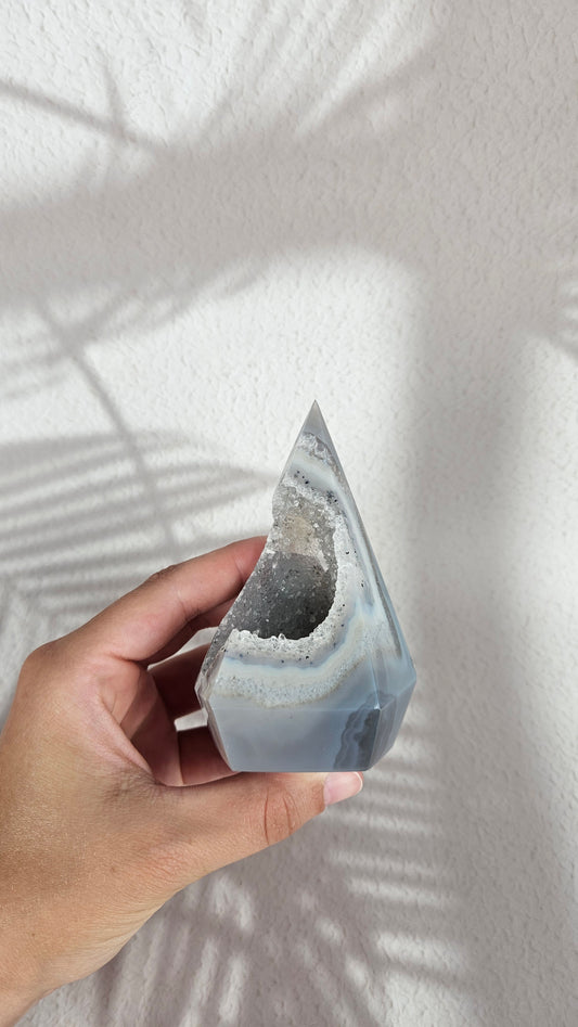 Druzy Achat Spitze (36uw)