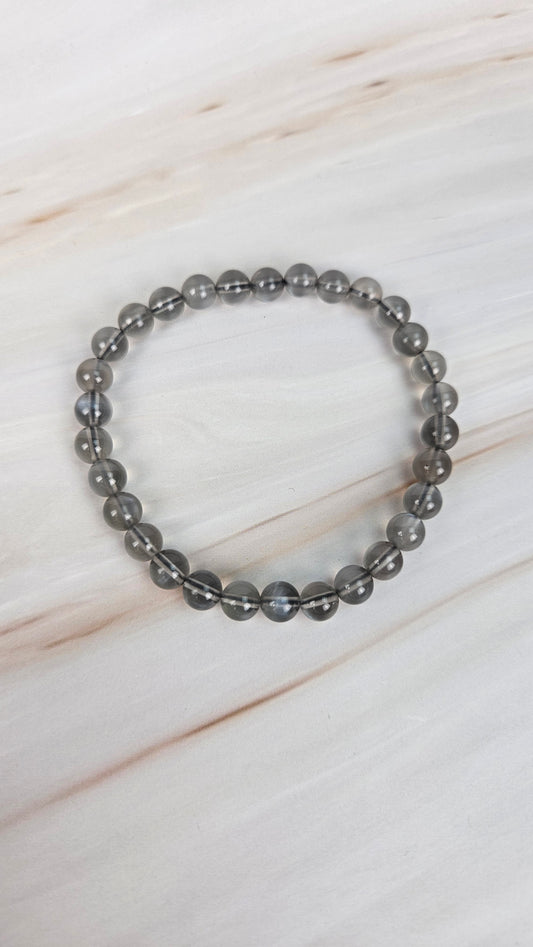 Grauer Mondstein Kugelarmband (17gmo)