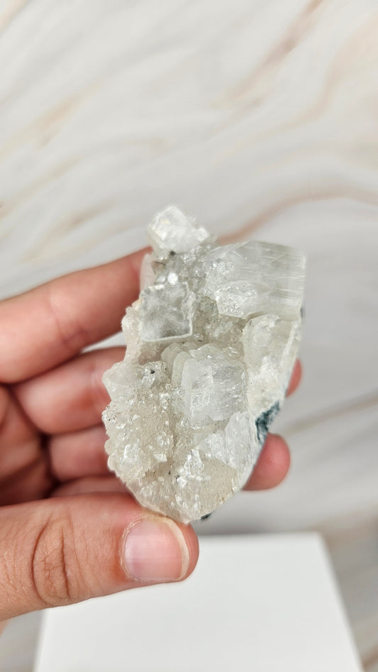 Apophyllit Cluster (29y)