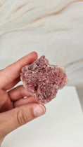 Bild in Galerie-Betrachter laden, Pink Halite (76pik)
