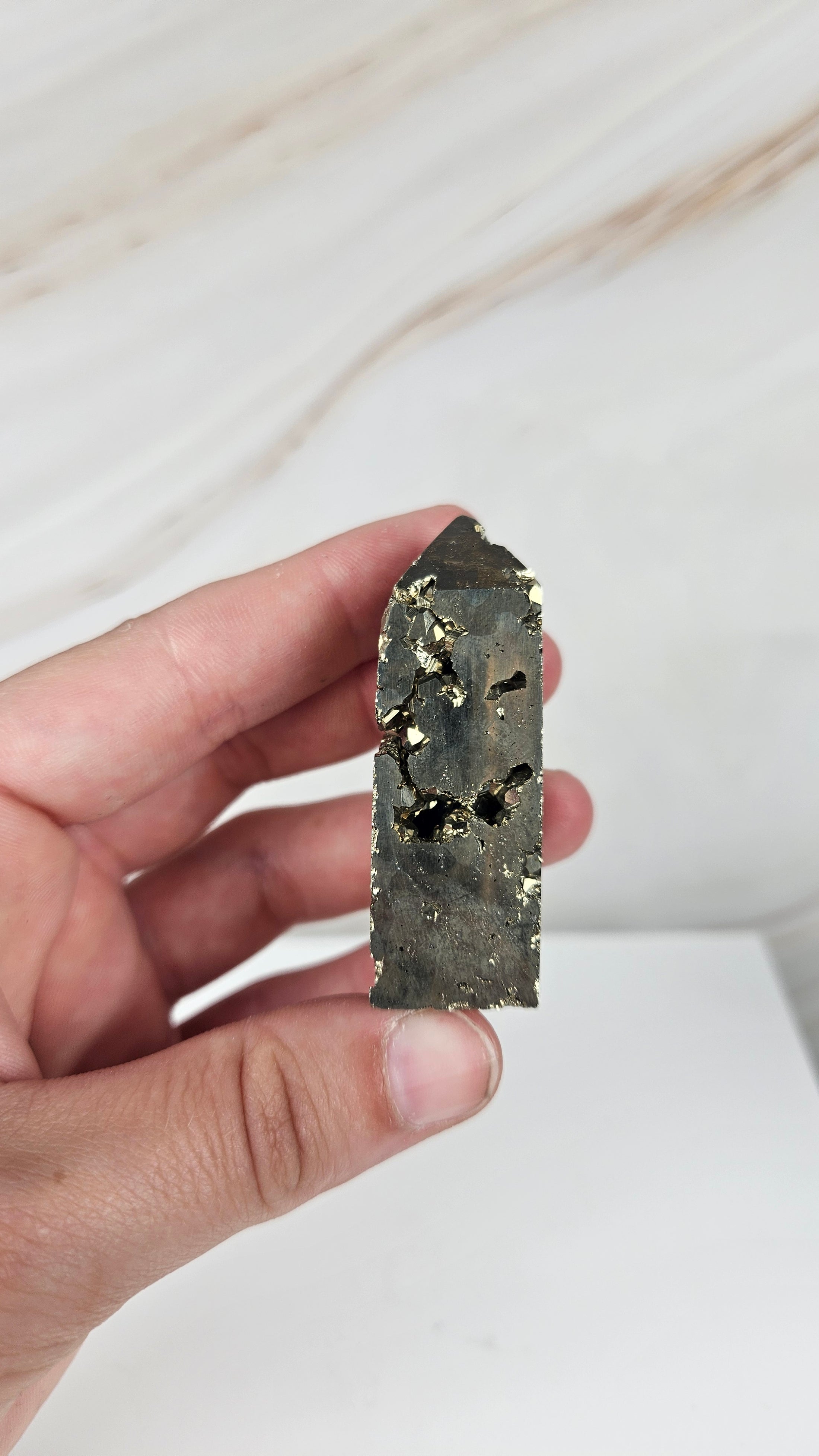 Druzy Pyrit Turm (19t)