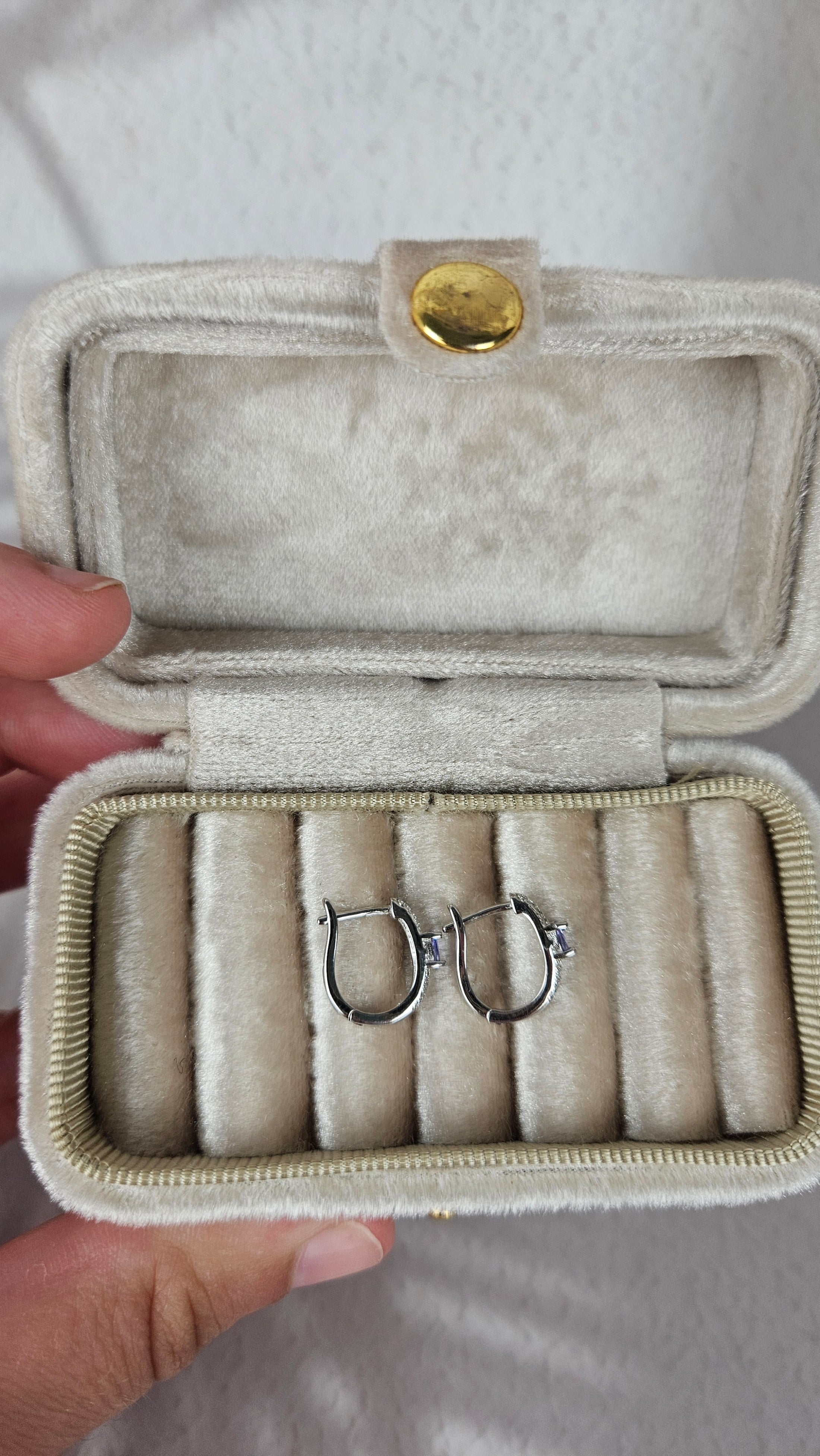 925 Silber Tansanit Creolen mit Zirkonen (31uu)