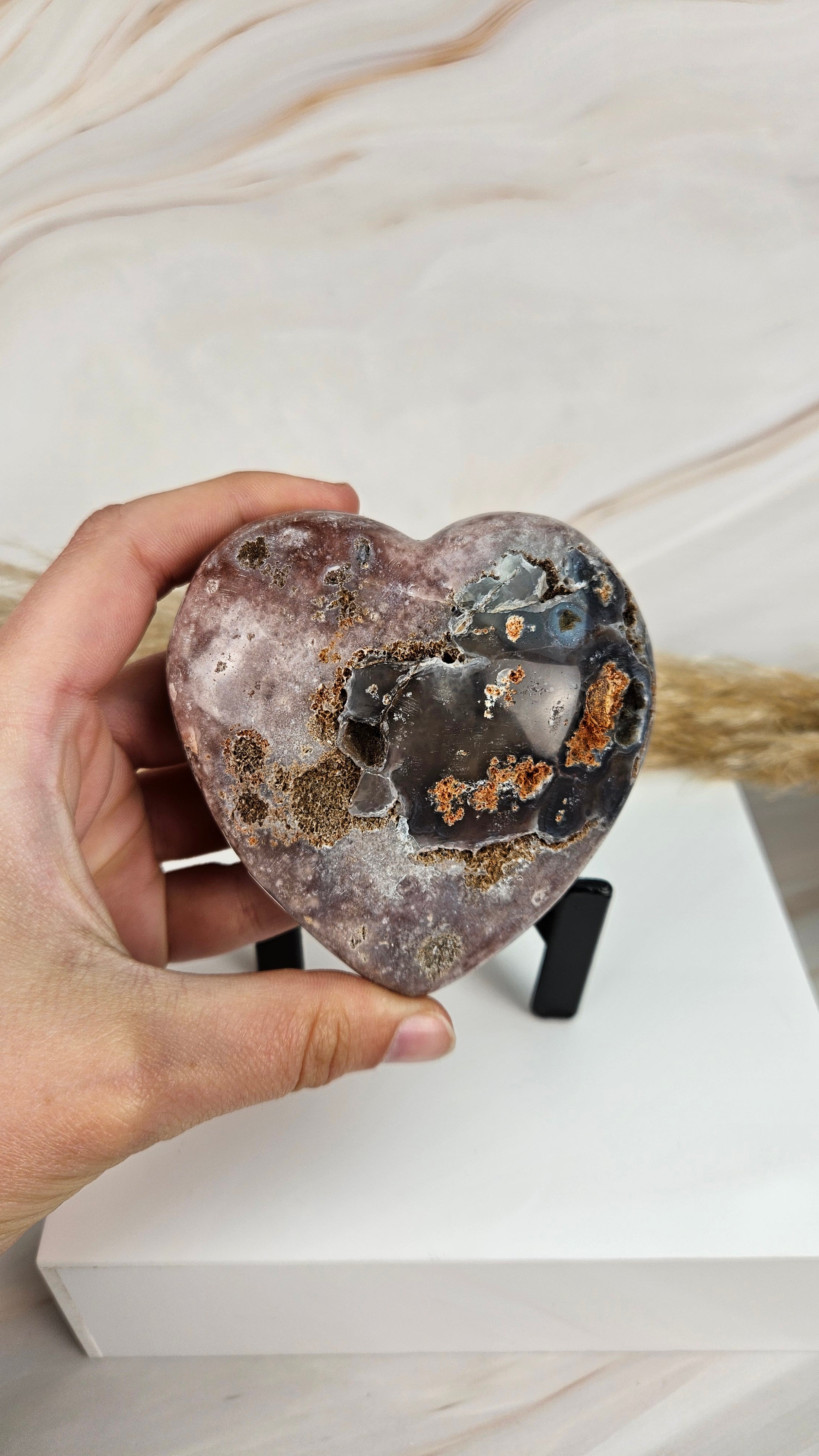 Druzy Pink Amethyst Herz mit Stand (49kk)