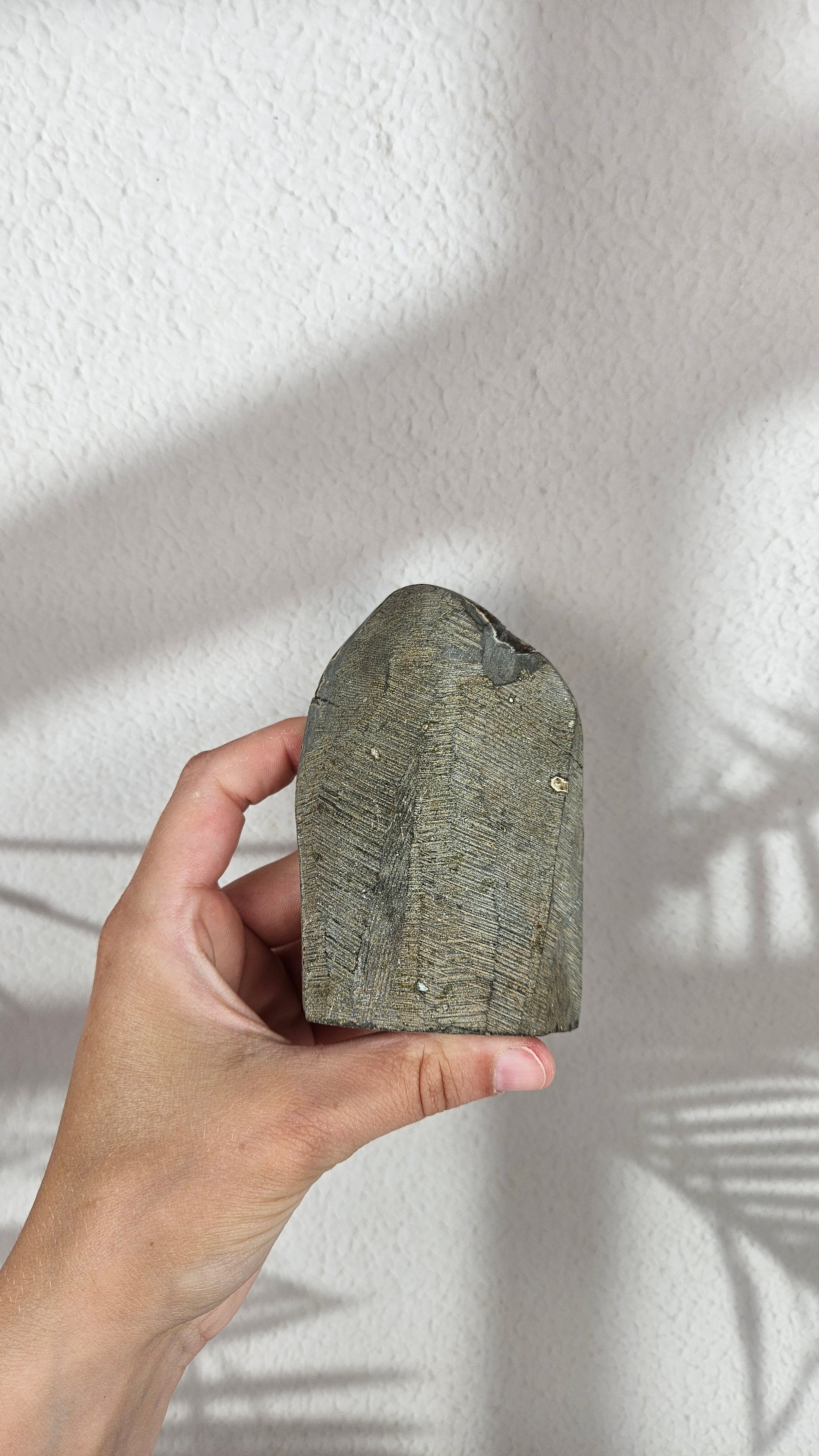 Amethyst Cute Base in dunkel Lila aus Brasilien (44tt)