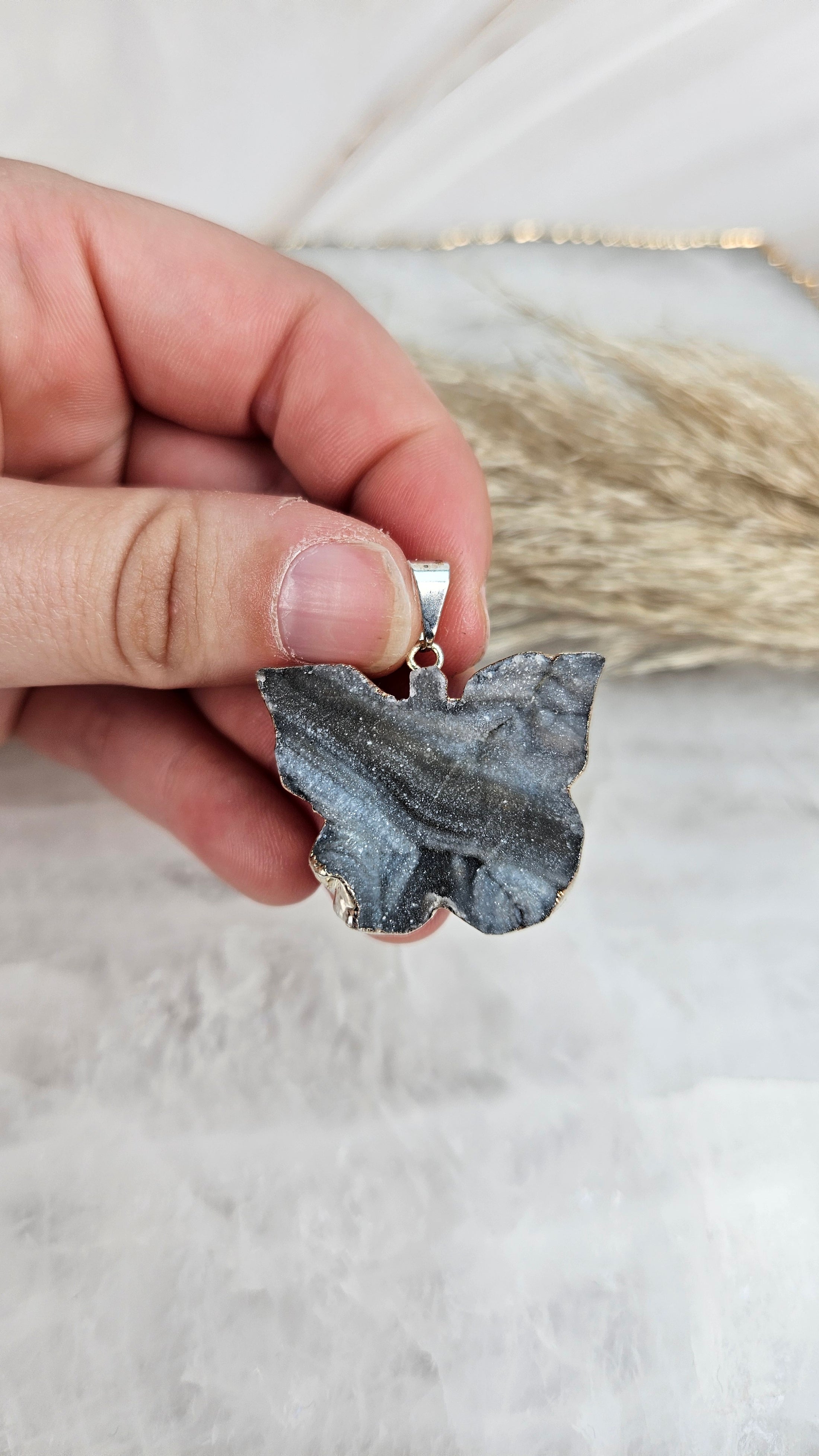Chalcedon Schmetterling Kettenanhänger in Silber (18hg)